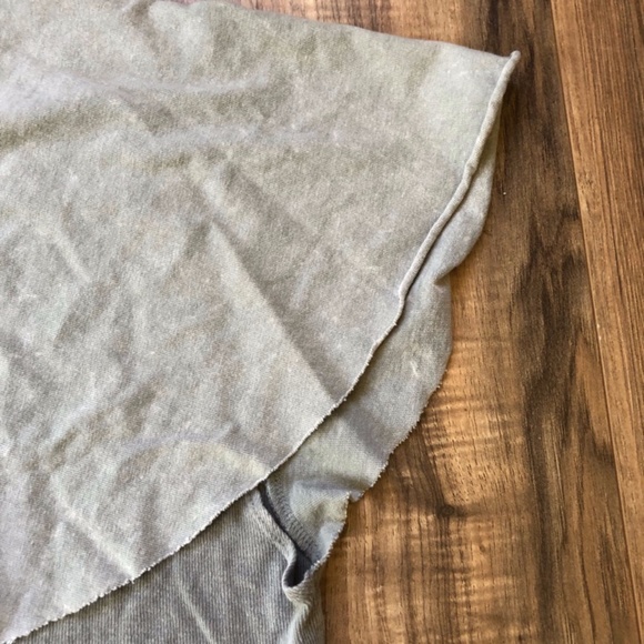 NWT - We The Free Girl Talk Tee In Gray XS - Picture 4 of 9